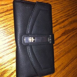Black Guess Wallet